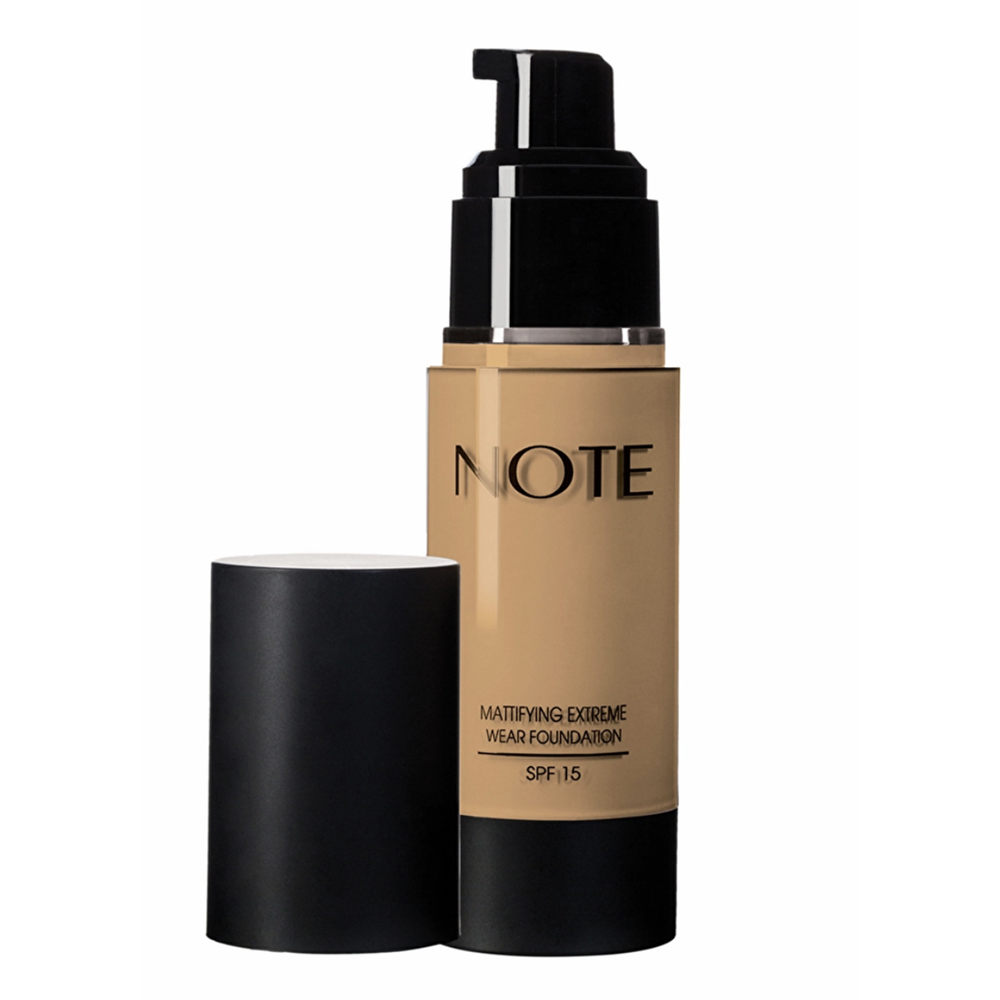 NOTE MATTIFYING EXTREME WEAR FOUNDATION NO 04